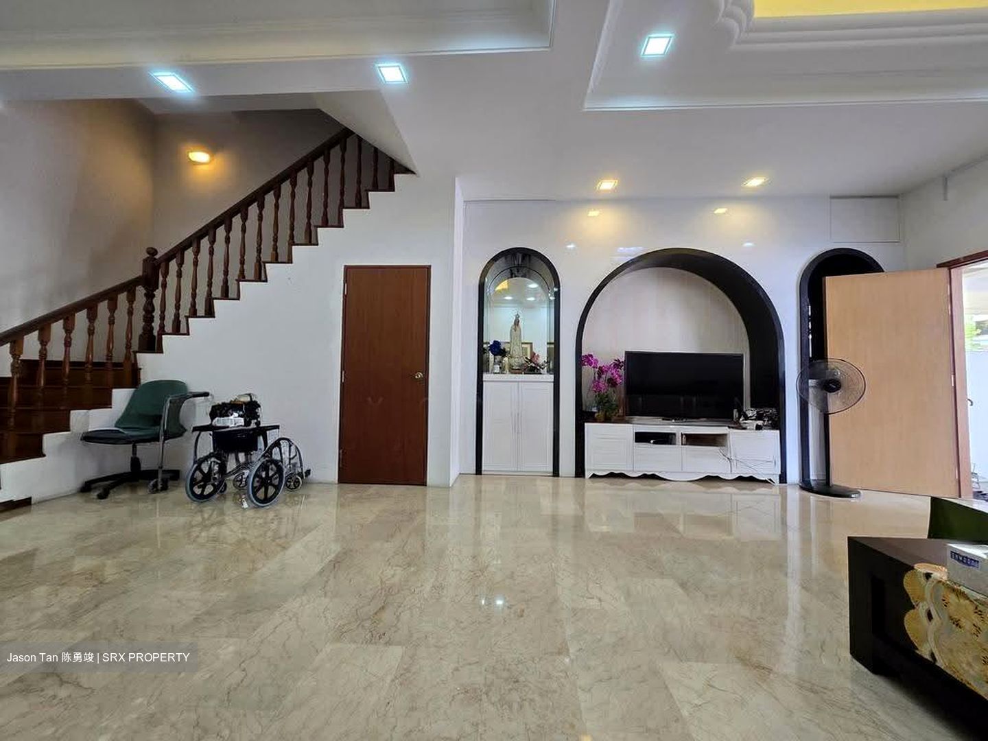 Onan Road (D15), Terrace #612757631
